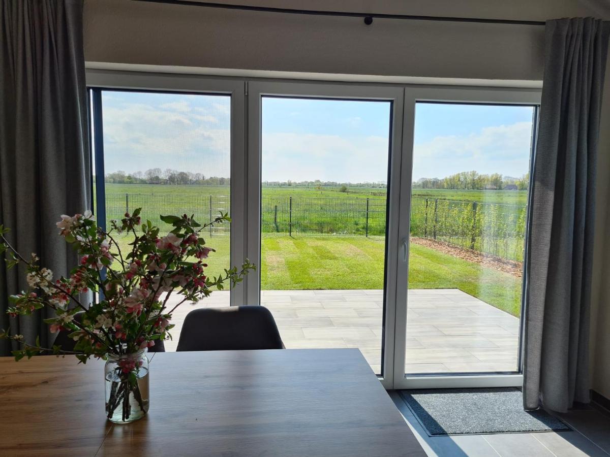 Watt'N Blick - Hundefreundliches Ferienhaus Mit Ausblick Ueber Die Wiesen Bis Zum Deich Schweiburg Екстер'єр фото